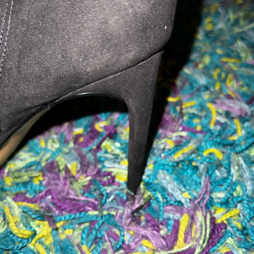 Express Boots - Picture 4 of 5